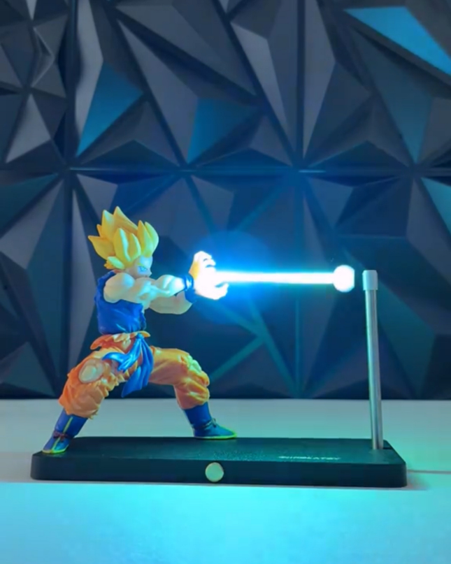 Kamehameha Goku LED Lamp – Light-Up Action Figure Decor
